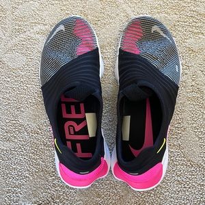 Woman’s Size 9 Nike Free Running super cute slip on shoes new w/o tags